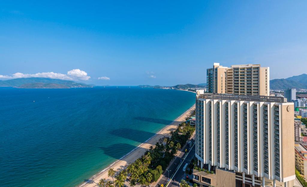 intercontinental-nha-trang-a-symbol-of-luxury-by-the-bay