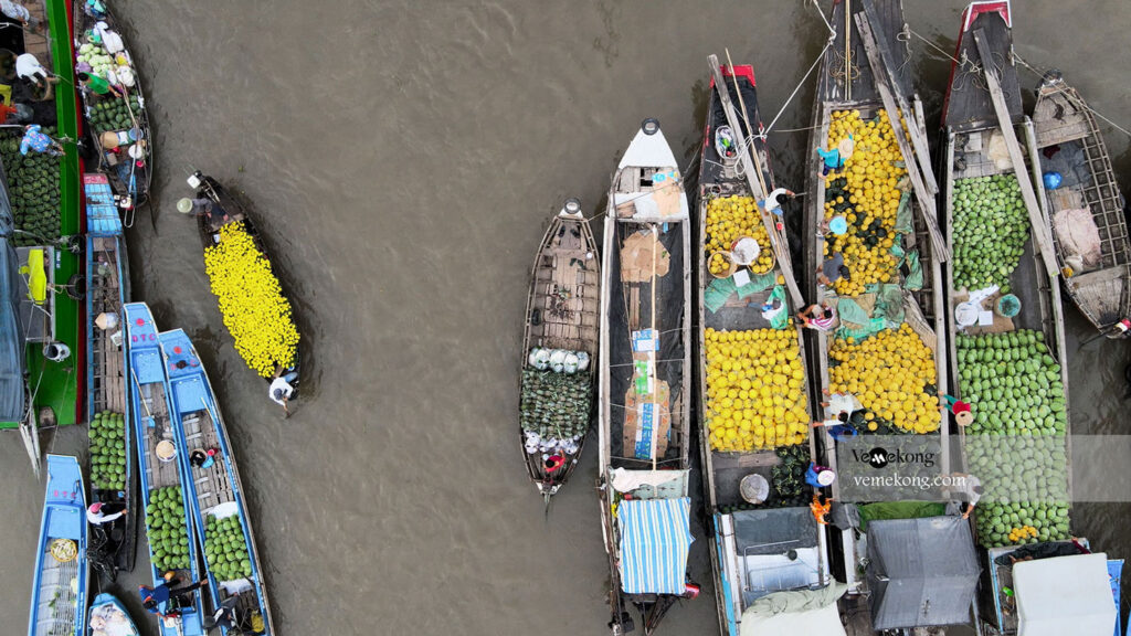 the-secret-of-the-unique-lifestyle-of-people-on-cai-rang-floating-market