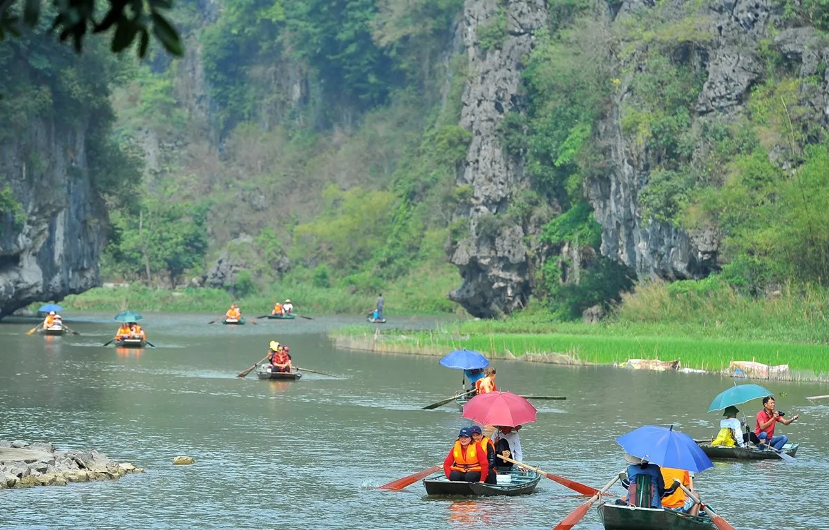 tam-coc-sunset-boat-tour-worth-it-or-not