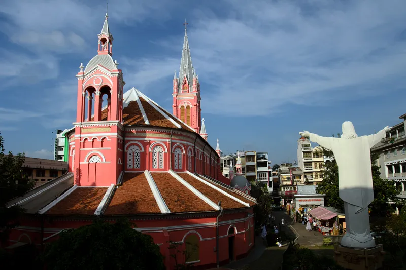 Discovering the Top 5 Most Revered Churches in Saigon - Deluxe ...