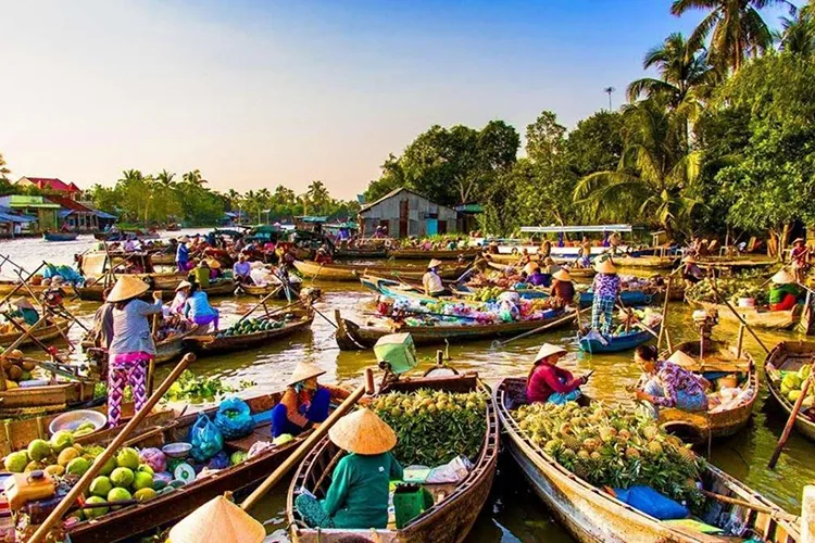 cai-rang-floating-market-the-beauty-of-the-western-river-through-the-lens