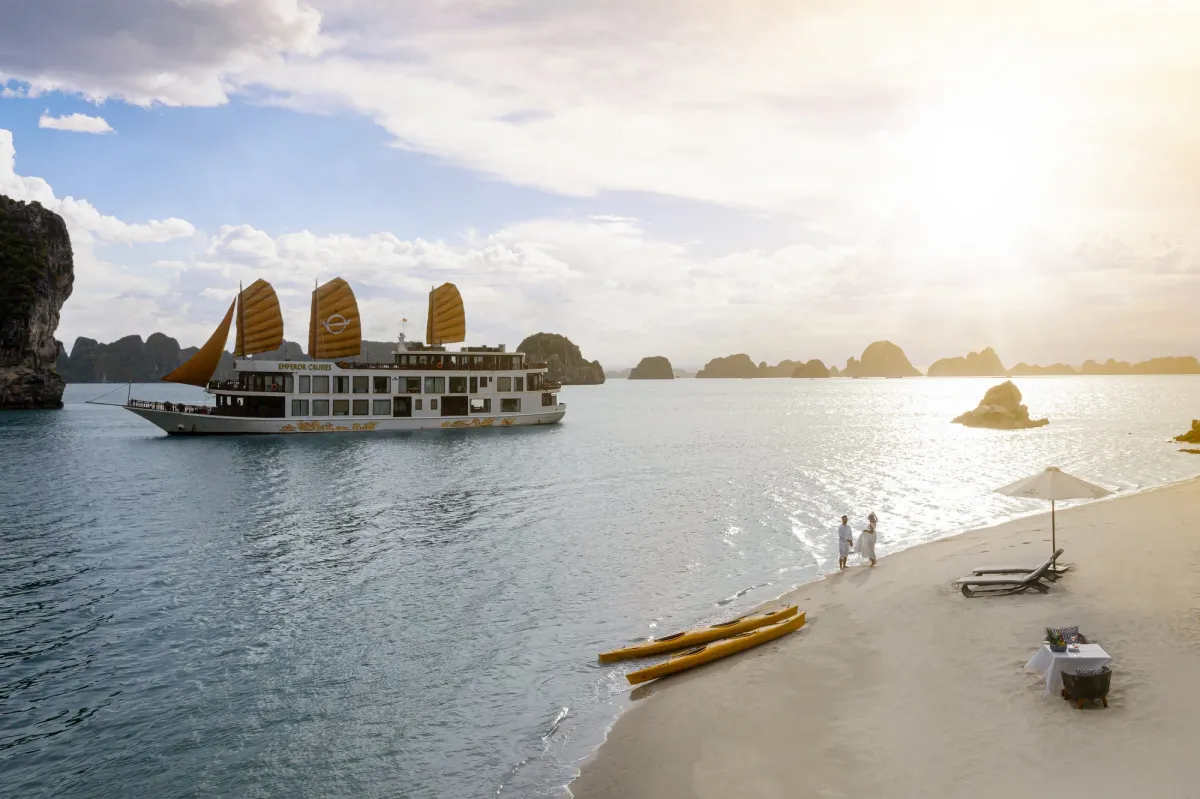 exciting-outdoor-activities-with-emperor-cruises-legacy