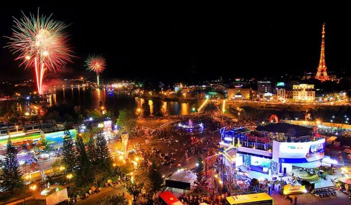 Khám Phá Chợ Đêm Đà Lạt với Những Đặc Sản Hấp Dẫn - Mytour Khám Phá Chợ Đêm Đà Lạt với Những Đặc Sản Hấp Dẫn - Mytour