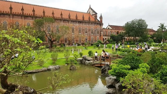 MANG ƠN MỘT TÊN GỌI : ĐAN VIỆN CHÂU SƠN MANG ƠN MỘT TÊN GỌI : ĐAN VIỆN CHÂU SƠN